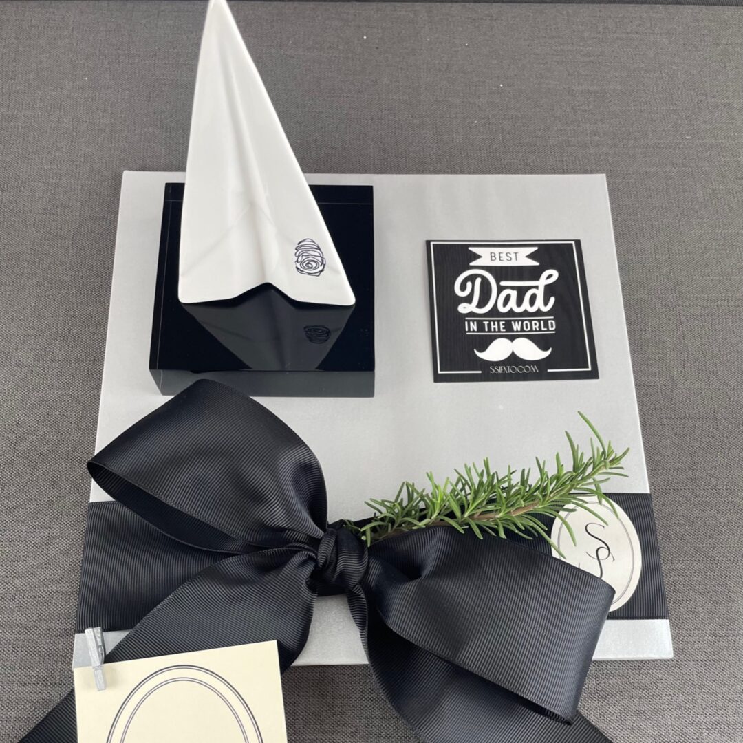 ÁVIÓN, ÁLVARO CUEVAS PARA EL DÍA DEL PADRE